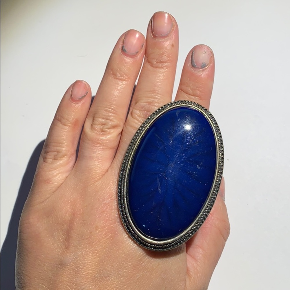 Large deep blue ring - Picture 3 of 3